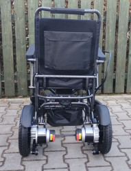 Invalidní vozík