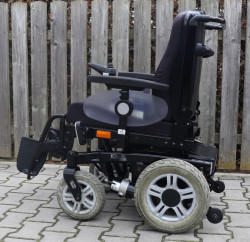 Invalidní vozík