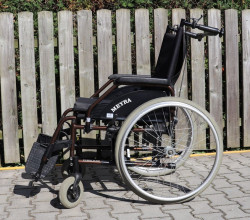 Invalidní vozík